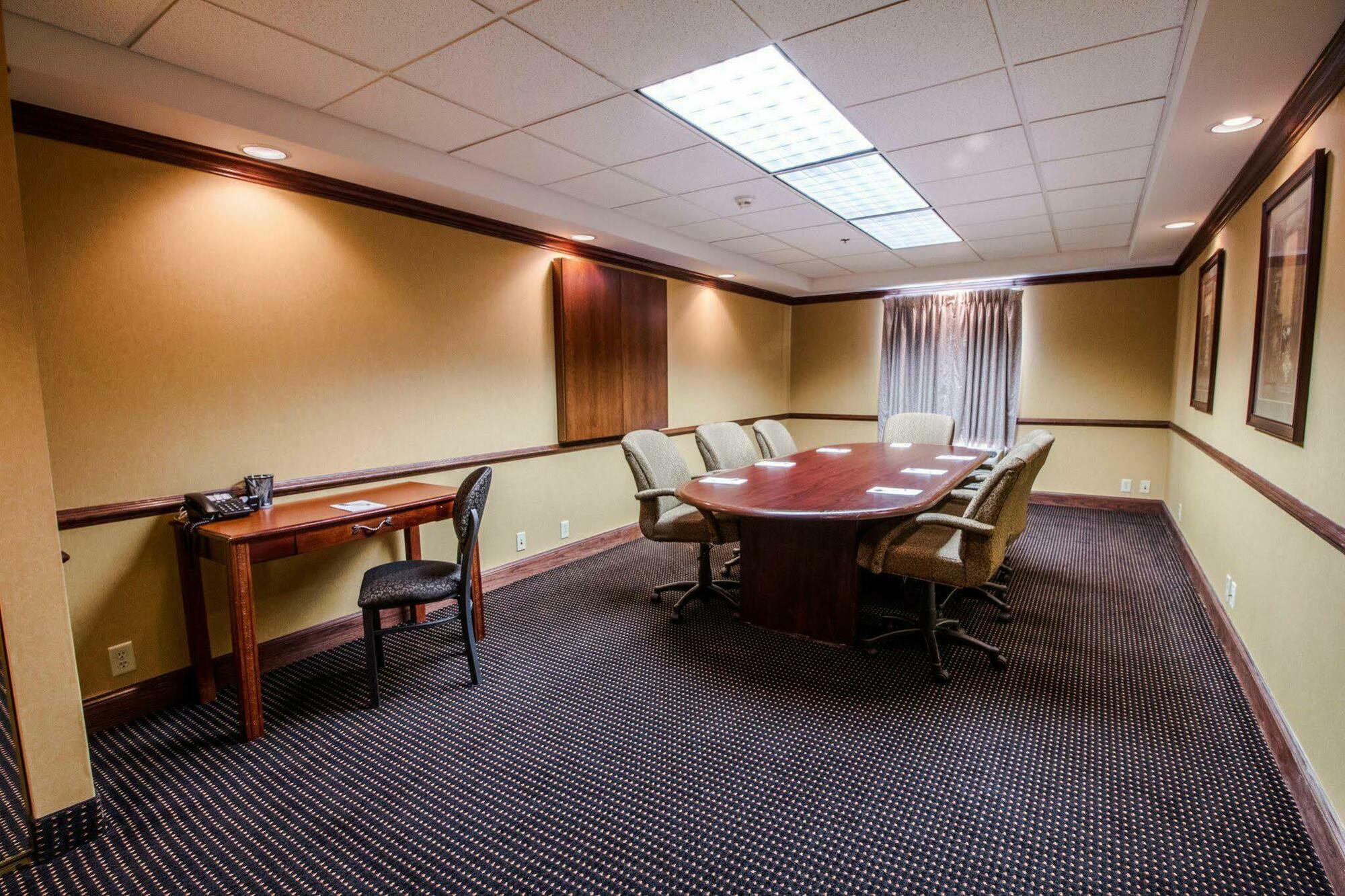 Hampton By Hilton Oklahoma City I-40 East- Tinker Afb Midwest City Zewnętrze zdjęcie